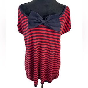 Adrienne Vittadini studio Y2K red black striped ladies size M pullover sweater